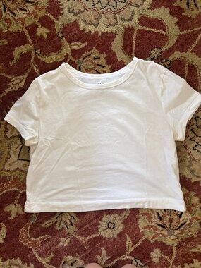 GAP White Short-Sleeve Crew Tee